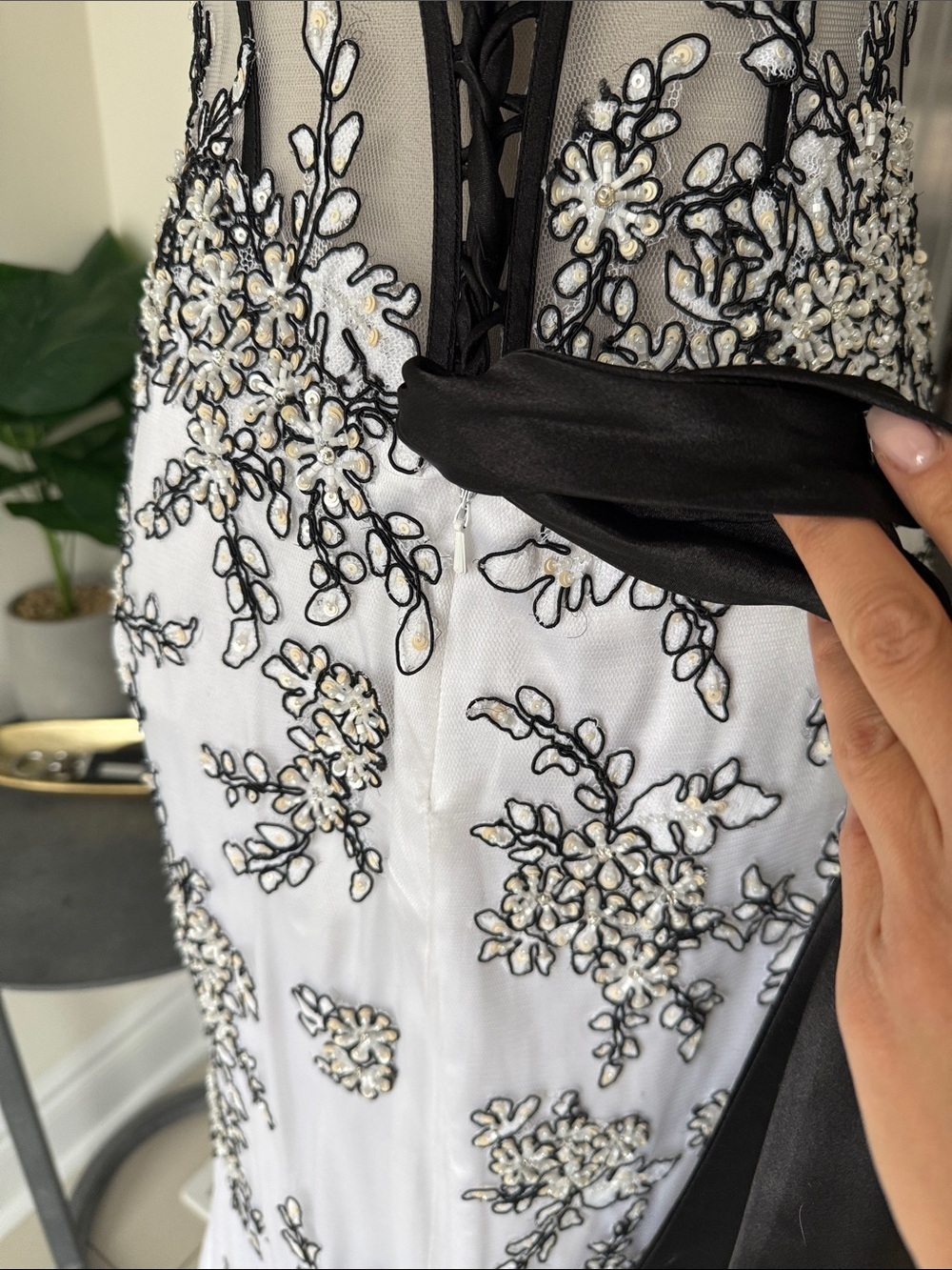White Embroidered Strapless Evening Gown / Prom Dress - Picture 10 of 11